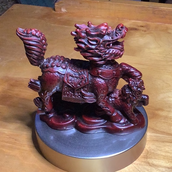 Statue - Picture 5 of 14